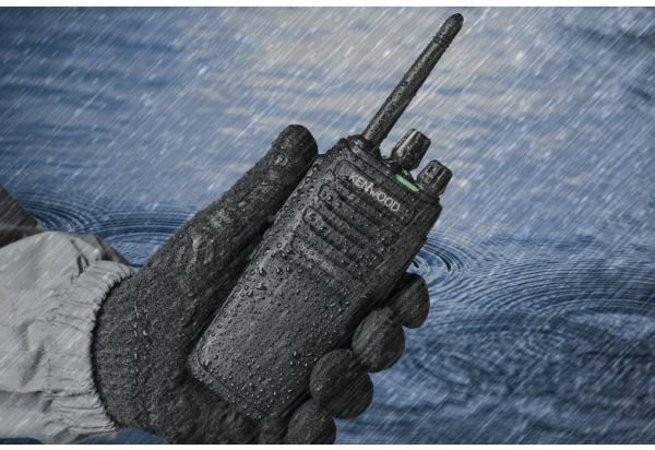 Kenwood TK-3701DE, Profesjonell mobilradio (PMR), 48 kanaler, 446 - 446.2 MHz, 9000 m, KNB-45L, 16 timer