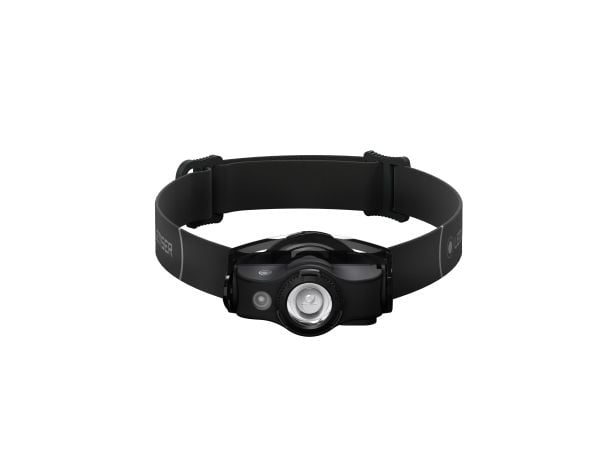 LEDLENSER Otsalamppu portaattomalla tarkennuksella. Kaksi kirkkaustasoa (400/20 lumenia) Kiinnikkeellä. Sis. pariston. IP54