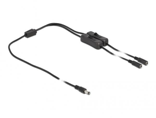 Delock - Strøm-splitter - DC jackstik 5,5 x 2,1 mm (han) til DC jackstik 5,5 x 2,1 mm (hun) - 5 V - 2 A - 1 m - lajittelu