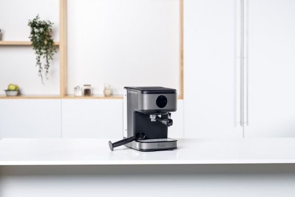 Black & Decker BXCO850E, Espressomaskin, 1,5 l, Malt kaffe, 850 W, Sort, Rustfritt stål