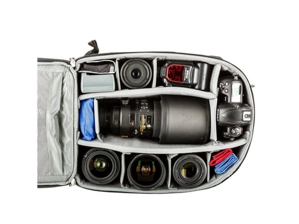 Think Tank Airport Commuter, Reppu, Universaali, Notebook-lokero, Musta