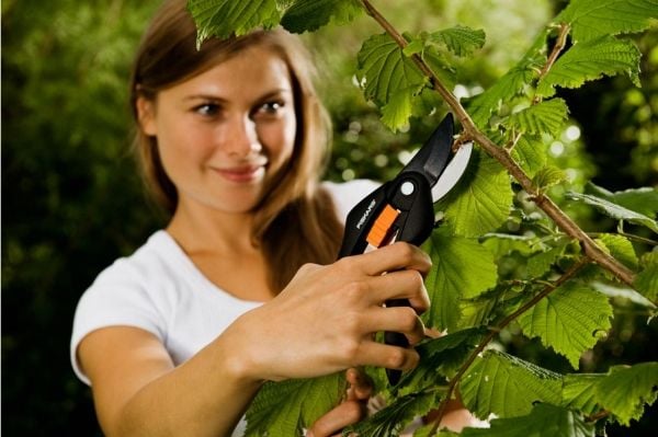 Fiskars SingleStep Beskärningssaxar