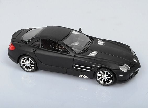 Mercedes Benz SLR McLaren Roadster kauko-ohjattava auto 1:24