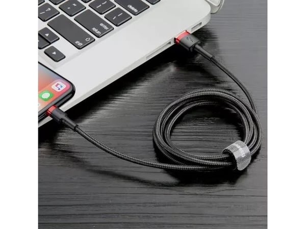 Baseus Kevlar USB-kaapeli Lightning 1.5A 2 m - Punainen/musta