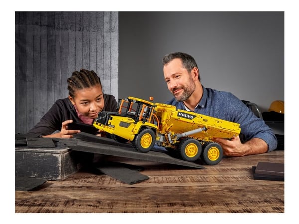 LEGO Technic 42114 Nivelkaivoskuorma-auto Volvo 6x6