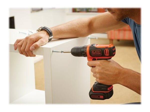 BLACK+DECKER BDCDD12-QW - Drill/driver - trådløs - nøkkelfri borhylse 10 mm - 26 N·m - 10.8 V
