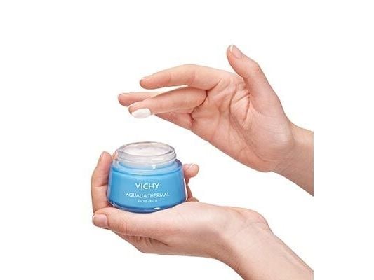 Hydrating Cream for Dry to Very Dry Skin Aqualia Thermal (Riche Cream) 50 ml