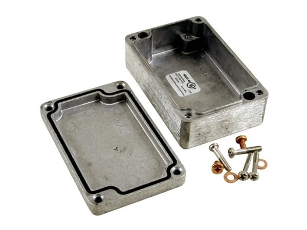 Hammond Electronics 1590Z235 universal-kabinett 335 x 235 x 121 aluminium trykkstøpt 1 stk