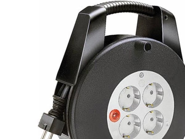 Brennenstuhl Vario Line, 15 m, Muovi, musta, Harmaa, 4 AC-pistorasia(a), musta