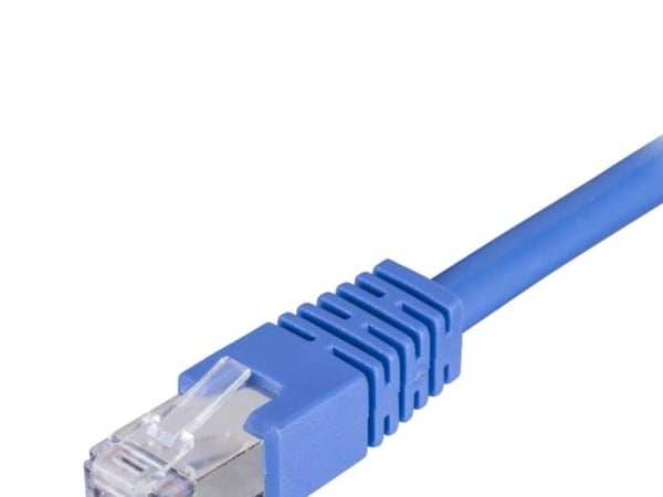 DELTACO - Koblingskabel - RJ-45 (hann) til RJ-45 (hann) - 2 m - FTP - CAT 6 - blå