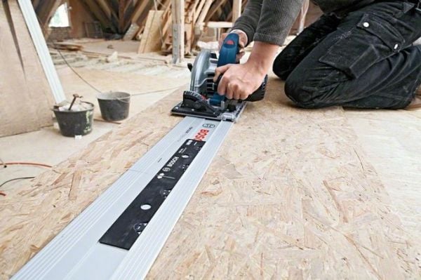 Bosch pyörösaha GKS 85 G sininen