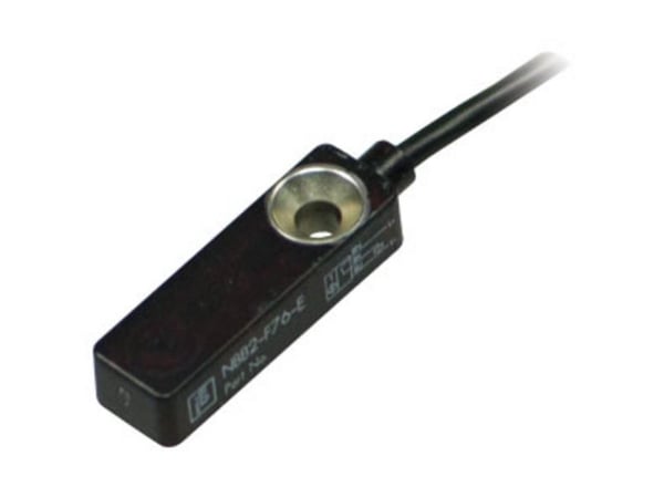Pepperl+Fuchs Induktiivinen anturi PNP NBB2-F76-E2-0,5M NBB2-F76-E2-0,5M