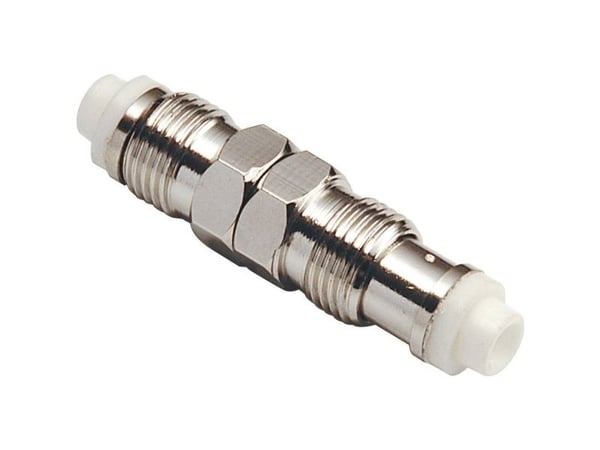 TRU COMPONENTS 1579438 FME-sovitin FME-pistorasia - FME-pistorasia 1 kpl