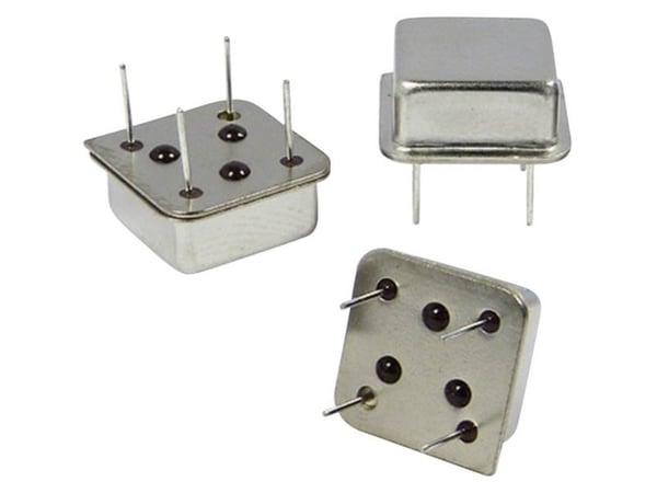 Qantek QX8T50B25.00000B50TT Kvartsoscillator DIP-8 HCMOS 25.000 MHz 13.21 mm 13.21 mm 5.08 mm 1 stk