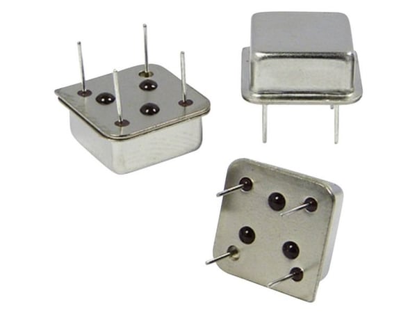 Qantek QX8T50B50.00000B50TT Kvartsoscillator DIP-8 HCMOS 50.000 MHz 13.21 mm 13.21 mm 5.08 mm 1 stk