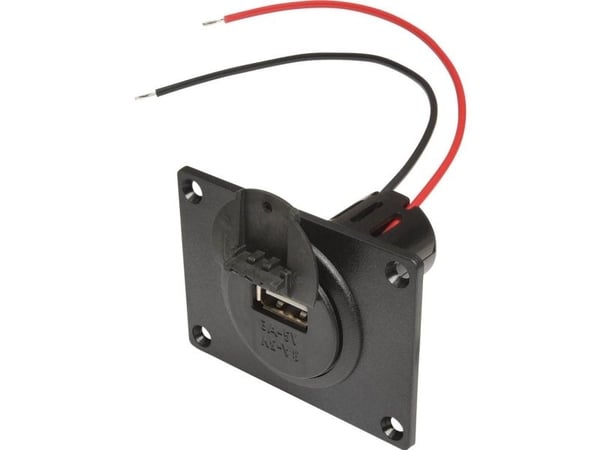 Pistorasia uppoasennus, puristusholkki, levy, kansi ProCar Power USB Einbausteckdose EV mit Montageplatte und Deckel 12 V til 5 V, 24 V til 5 V 3 A...