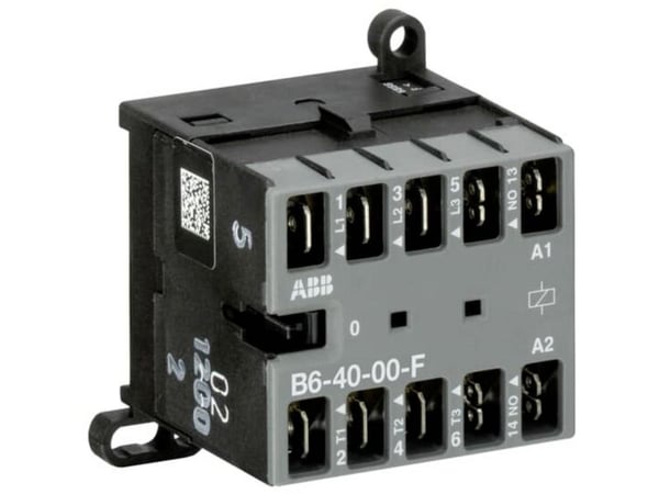 ABB B6-40-00-F-80 Liitin 4 x pistotulppa 220 V 8,5 A 1 kpl 1 kpl