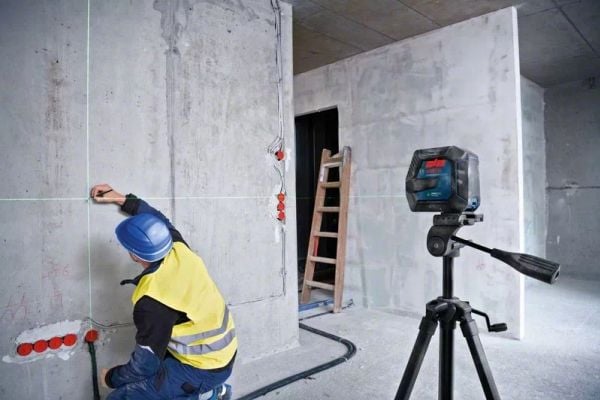 Bosch LINE LASER VIHREÄ GLL 2-15/LB10/BT150