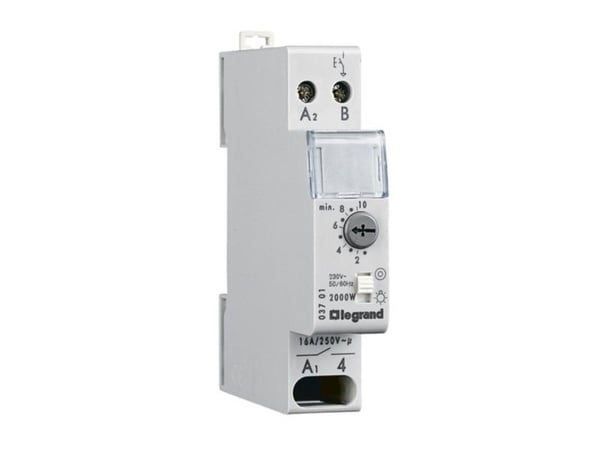 Legrand 3701 Aikakytkin porrasvalaistukseen DIN-kisko 230 V/AC