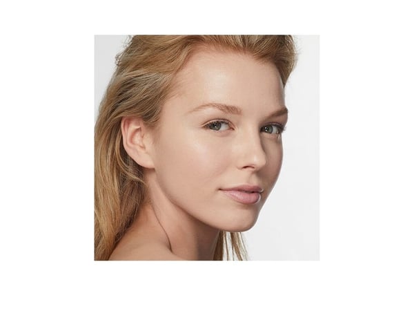 Estée Lauder Double Wear Stay-in-Place SPF10, Pumppupullo, Nestemäinen, 1C1, Cool Bone, Vaalea, Neutraali