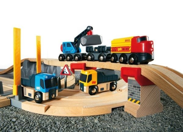 BRIO 33210 Rail & Road Loading Set