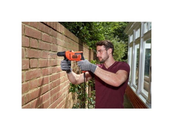 BLACK+DECKER BEH200 - Hammerbor - 500 W - nøkkelfri borhylse