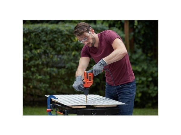BLACK+DECKER BEH200 - Hammerbor - 500 W - nøkkelfri borhylse