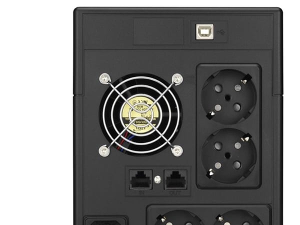 PowerWalker VI 1500 LCD - UPS - AC 220/230/240 V - 900 Watt - 1500 VA - 9 Ah - USB - utgångskontakter: 4 - svart