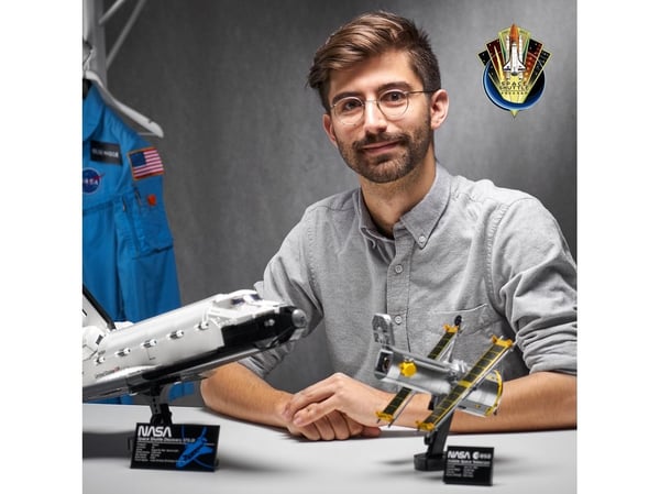 LEGO Creator Expert 10283 - NASA rymdskytteln Discovery