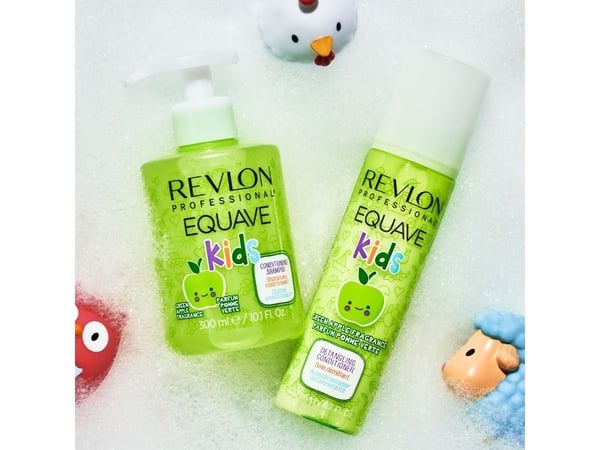 Revlon REVLON PROFESSIONAL_Equave Kids Detangling Conditioner Green Apple 200ml