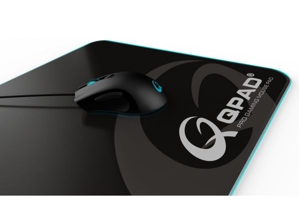 QPAD FLX900, Sort, Monokromatisk, Stoff, USB-strøm, Rød/grønn/blå, Musematte til gaming