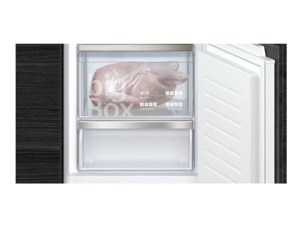 Siemens iQ500 KI87SADD0, 270 L, SN-T, 35 dB, 9 kg/24h, D, Valkoinen