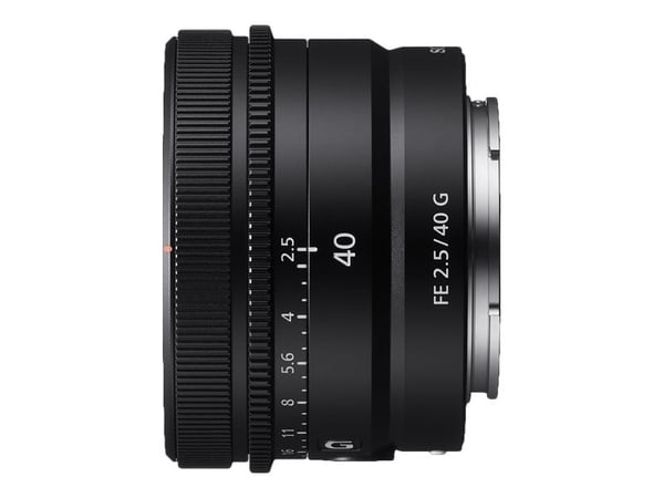 Sony SEL40F25G - Lins - 40 mm - f/2.5 G - Sony E-mount - för Cinema Line; a VLOGCAM; a1; a1 II; a6700; a7 IV; a7 V; a7C; a7C II; a7CR; a7R V; a9 III
