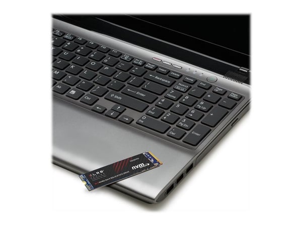 PNY XLR8 CS3040 - SSD - 4 TB - intern - M.2 2280 - PCIe 4.0 x4 (NVMe)