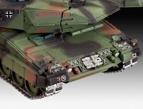 Revell Leopard 2 A6/A6M, Tank model, Monteringssett, 1:72, Leopard 2A6/A6M, Plast, Mellom