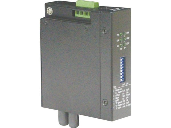 ROLINE Industrial Converter. 10/100 - 100FX ST