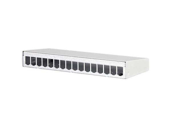 BTR E-DAT modul - Ytmonteringsbox för nätverk - väggmontering - CAT 6a - kritvit, RAL 9010 - 16 portar