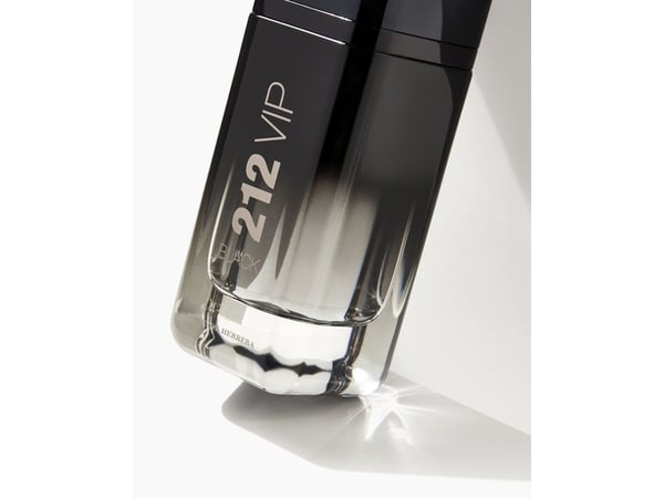 Carolina Herrera 212 VIP Black Eau De Parfum 100 ml (mann)