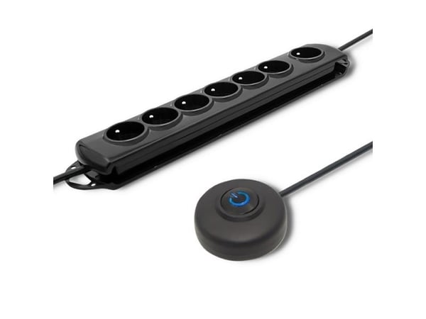 Qoltec - Overspenningsavleder - AC 230 V - 3680 watt - utgangskontakter: 7 - 1.5 m kabel - svart