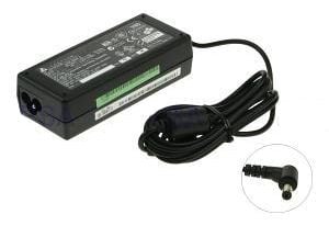 Acer - Verkkolaitesovitin - 65 wattia - Aspire 14XX, 31XX, 4220, 4320, 4520, 4720, 50XX, 51XX, 55XX, 5720; TravelMate 30XX, 32XX -malleihin