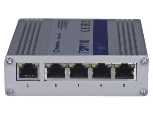 Teltonika TSW110 - Switch - ikke-styrt - 5 x 10/100/1000 - DIN-skinnemonterbar, overflatemonterbar - Passive PoE - DC-strøm