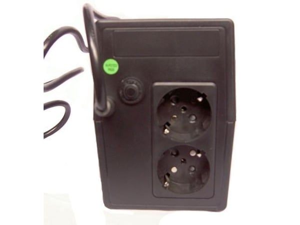 Orvaldi 1045K, Interaktivt indgangsstik, 0,45 kVA, 240 W, Pseudosinus, 220 V, 240 V