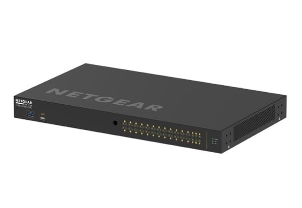 NETGEAR AV Line GSM4230P-100EUS - Switch - L3 - Administrert - 24 x 10/100/1000 (PoE+) + 2 x 10/100/1000 + 4 x 1000Base-X SFP - side til side lufts...