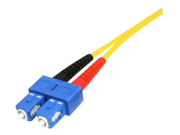 Startech 4m Fiber Optic Cable - Single-Mode Duplex 9/125 - LSZH - LC/SC - OS1 - LC to SC Fiber Patch Cable (SMFIBLCSC4) - Koblingskabel - SC-enkelt...