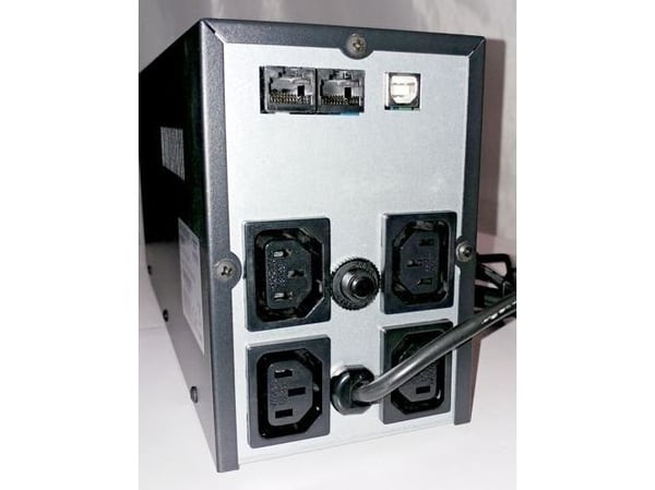 Orvaldi VPS 800, Linje-Interactive, 0,8 kVA, 480 W, Ren sinus, 220 V, 240 V