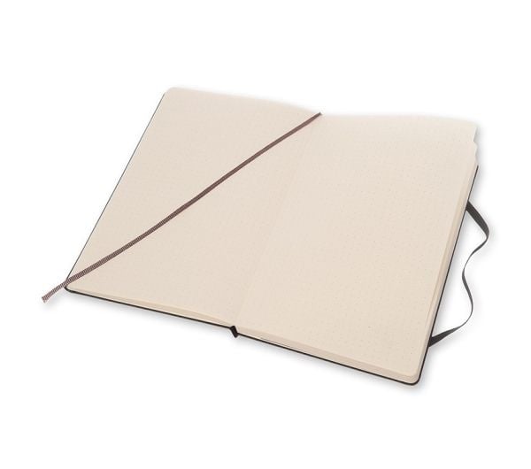 Moleskine Classic, Monokromatisk, Sort, 240 ark, 70 g/m², Prikket rutenettpapir, Innbundet (hardcover)