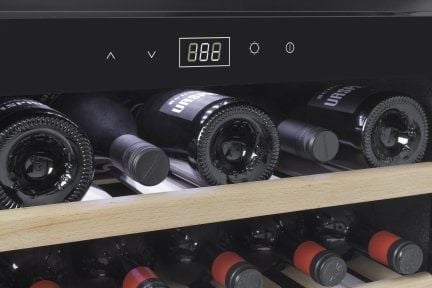 Caso WineSafe 18 EB Black, Vin kjøleskap, Innebygget, 18 flasker, 60 W, A, Sort