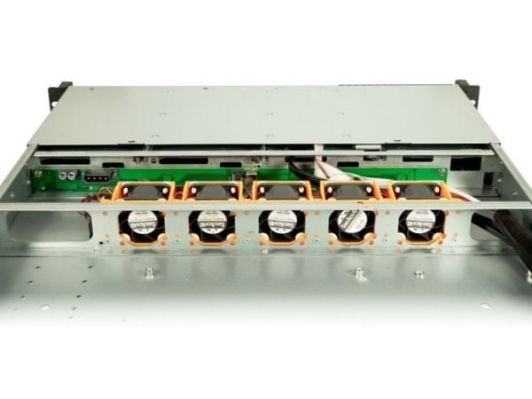 Inter-Tech IPC 1U-1404 - Rackmonterbar 1U - SSI EEB - SATA/SAS - hot-swap - ingen strømforsyning (EPS2U) - USB
