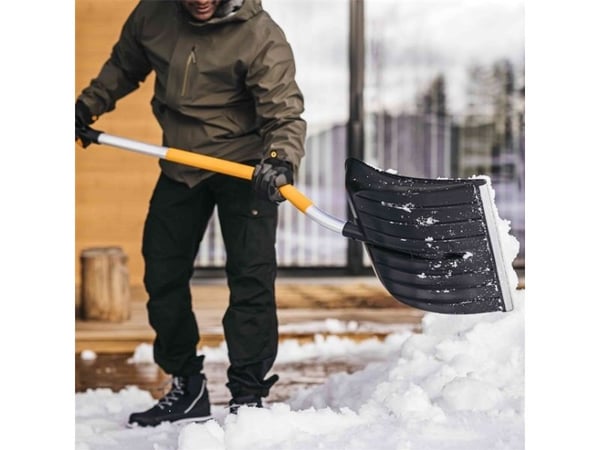 Fiskars 1057186, Snøskuffe, Metall, Sort, Oransje, Regulerbar, Ergonomisk, Polen, 53,2 cm