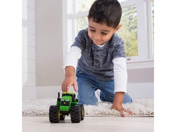 Tomy John Deere 46656, Traktor, Inomhus / utomhus, 1,5 År, LR44, Plast, Multifärg